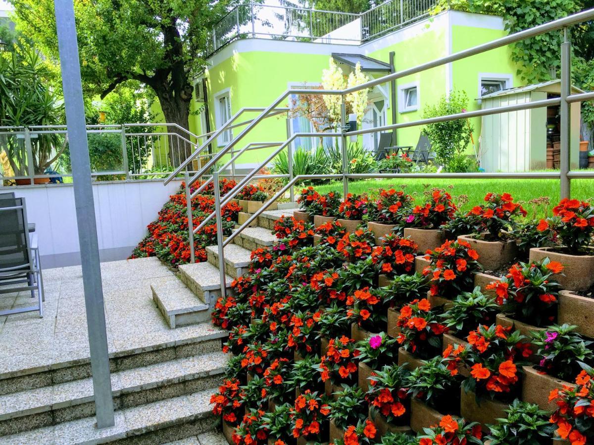 Ajo Garden Terrace Studio Apartments - Self-Check-In Viyana Dış mekan fotoğraf
